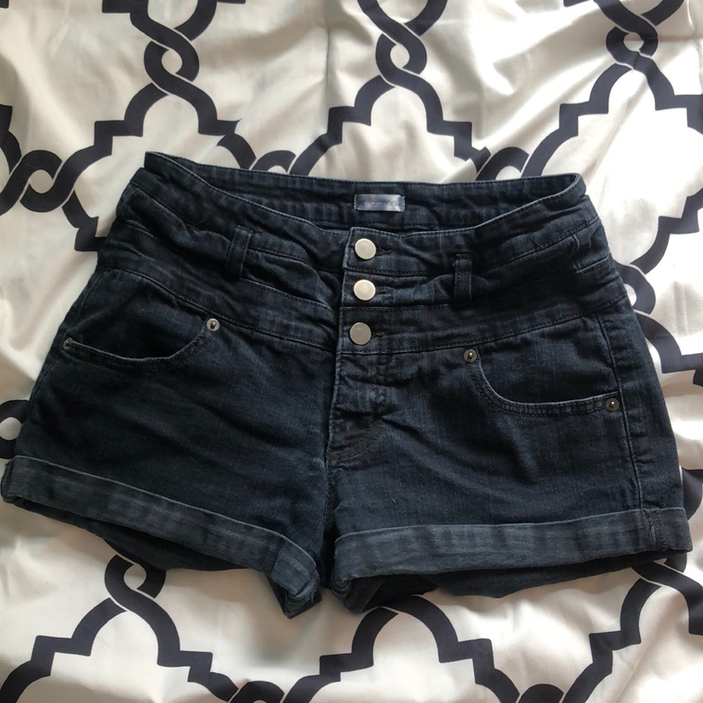 Black high wasted jean shorts